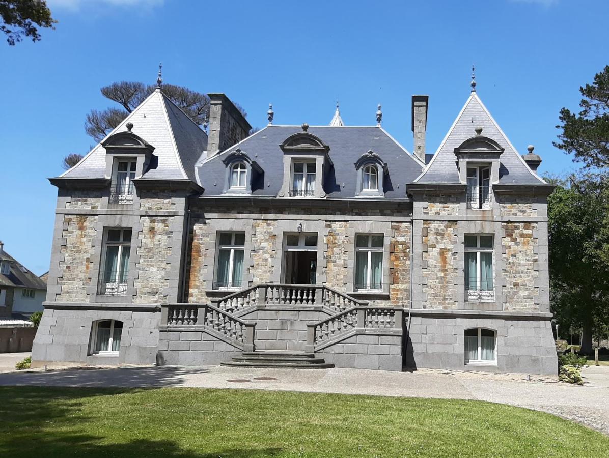 Manoir Le Castel & Villa Beaumaris Сен-Мало Екстер'єр фото