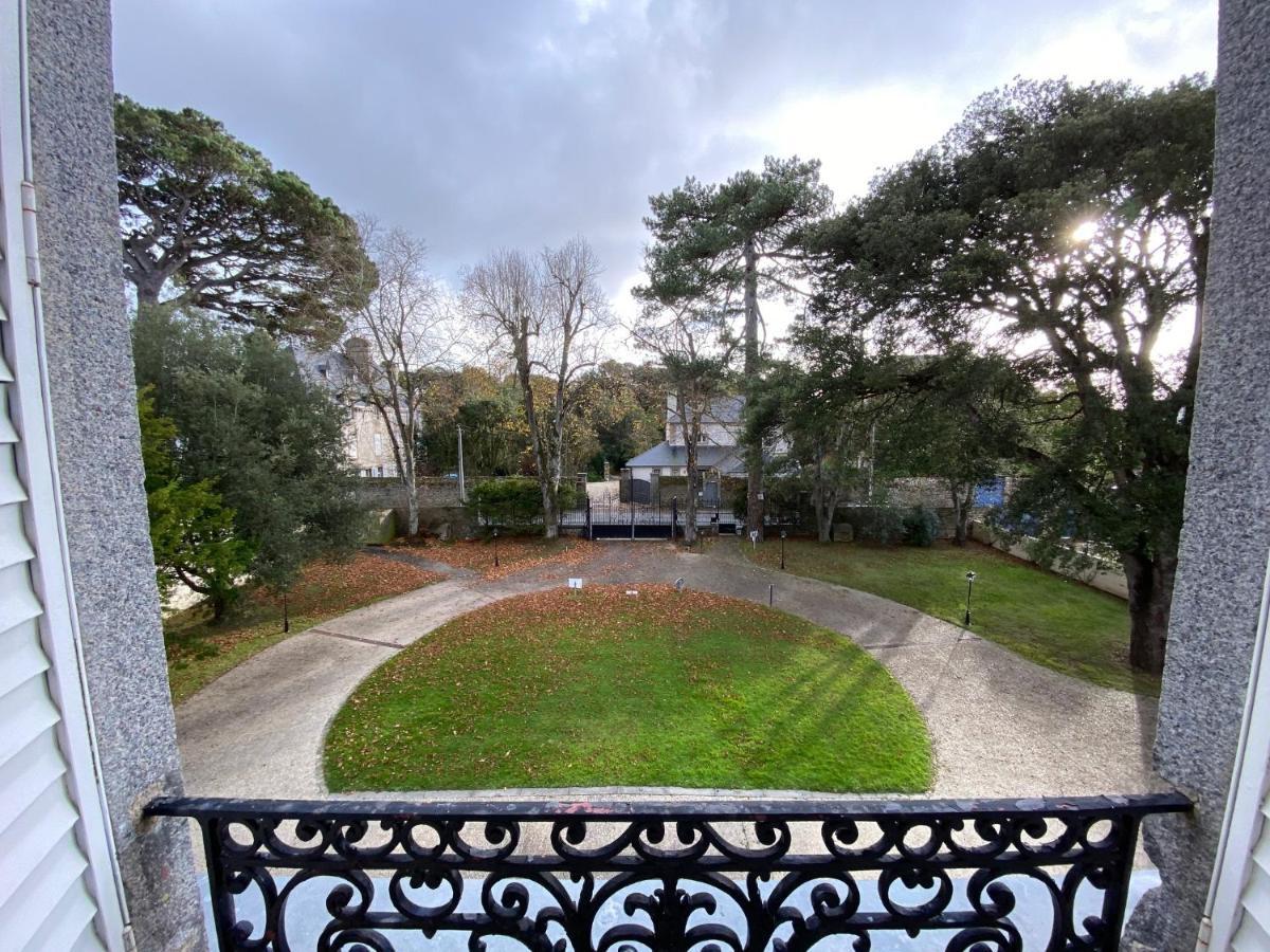 Manoir Le Castel & Villa Beaumaris Сен-Мало Екстер'єр фото